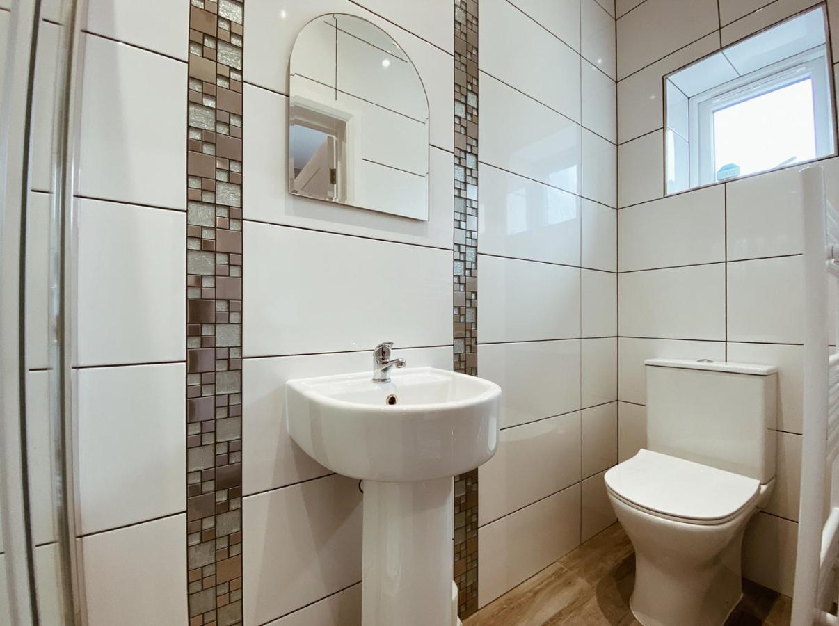 Limpenny Studio Apartment - Work Friendly And Outstanding Garden Studio Close To City Centre Nottingham Exterior foto